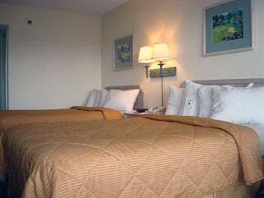 Deluxe Inn - Savannah Bagian luar foto